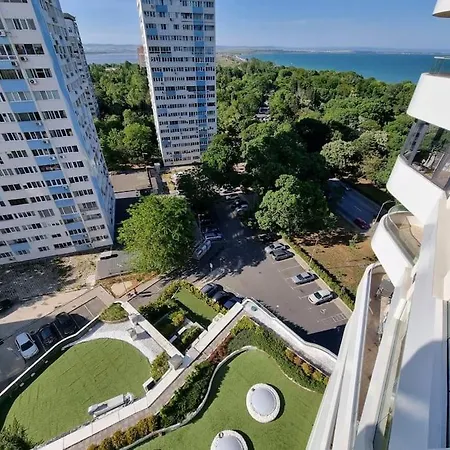 شقة Ultra Lux Flora Panorama بورغاس