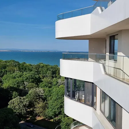 Apartment Ultra Lux Flora Panorama *
