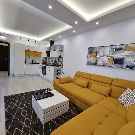 Apartment Ultra Lux Flora Panorama *