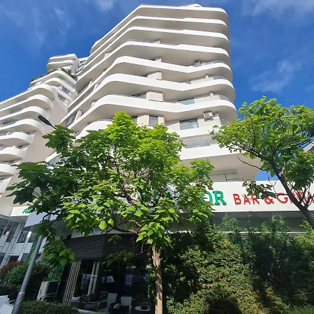 Ultra Lux Flora Panorama * Burgas