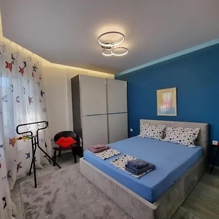 Ultra Lux Flora Panorama Apartment