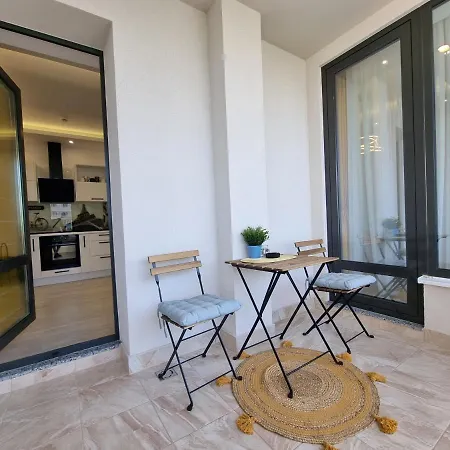 Apartment Ultra Lux Flora Panorama *